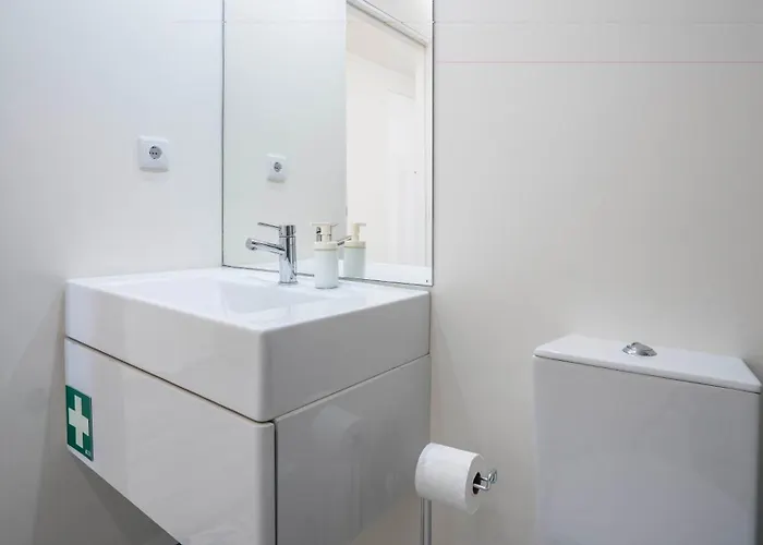 Trindadeflat W Ac By Lovelystay Oporto